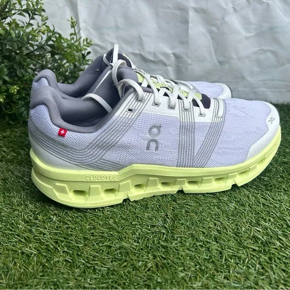 ON Cloudgo MEN  Frost | Hay size 9.5 new