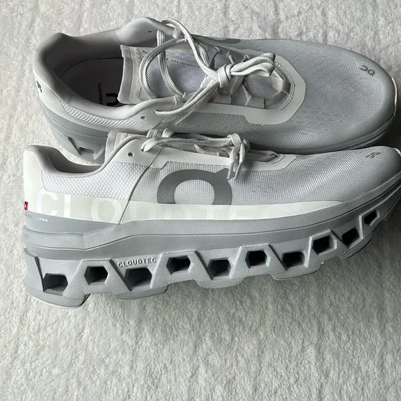 On Cloudmonster Men’s Alloy / Silver