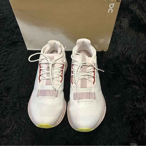 ON CLOUDNOVA undyed white fade athletic training running shoes sz7.5 new in box