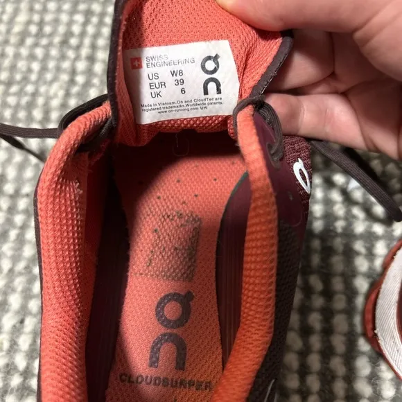 ON Running Cloudsurfer 5 Burgundy Shoes Size 8