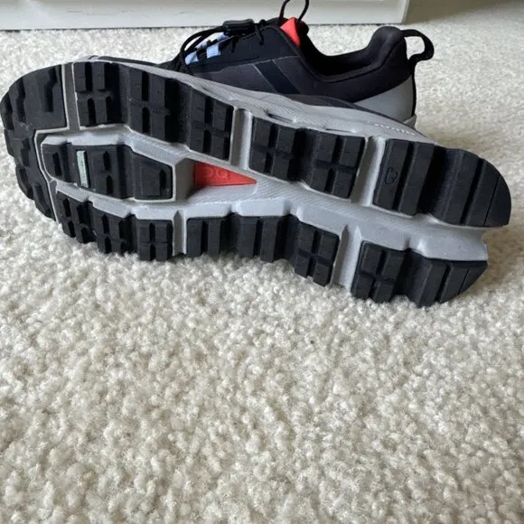 On Youth Magnet/Fog Cloudhero Waterproof Running Shoes Size Y3.5 M Z1955