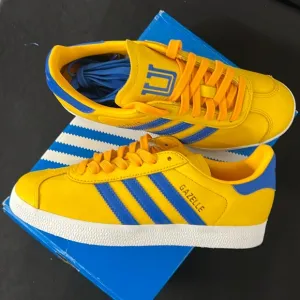 ORIGINAL GAZELLE TECOGO TIGRES TENNIS SHOES