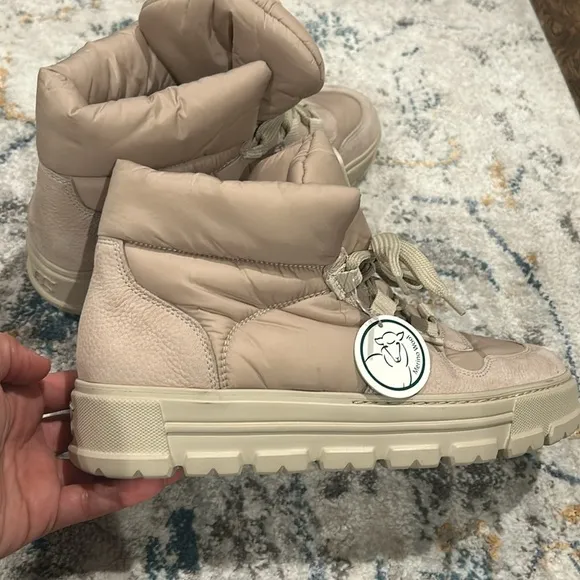 Paul Green Women's Beige High-Top Sneakers wool lined 9.5