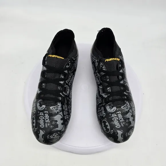 Phenom Elite Shoes Men 5.5 Batman Football Cleats Velocity 2.0