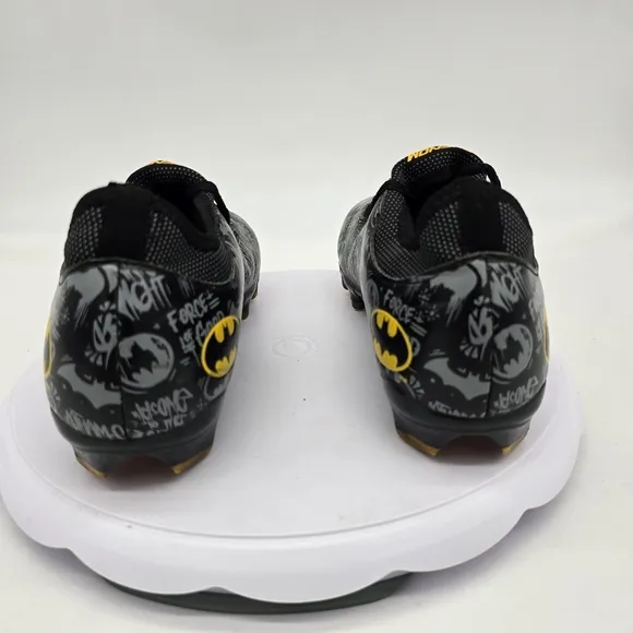 Phenom Elite Shoes Men 5.5 Batman Football Cleats Velocity 2.0