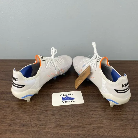 Puma King Ultimate FG/AG Soccer Cleats 107262-01 White Blue Shoes Womens Sz 8