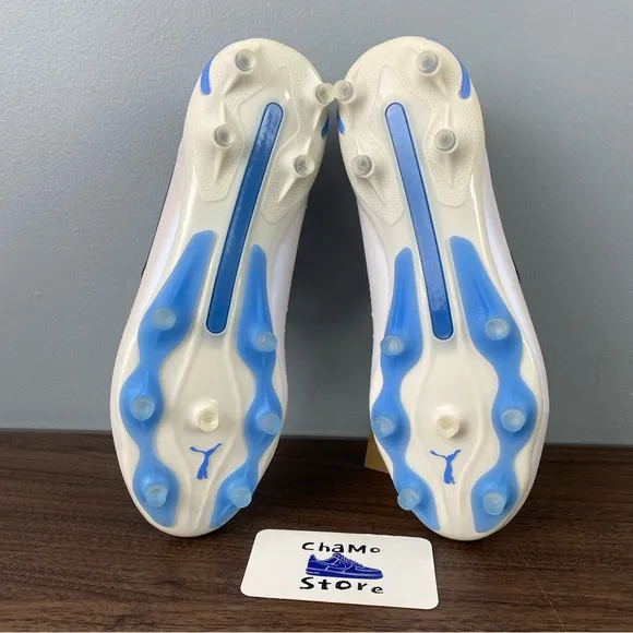Puma King Ultimate FG/AG Soccer Cleats 107262-01 White Blue Shoes Womens Sz 8