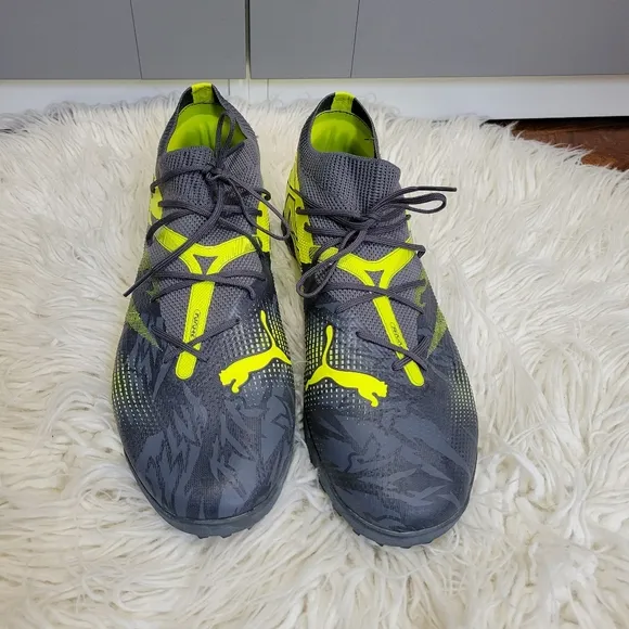 Puma Men's Gray and Yellow Athletic Shoes