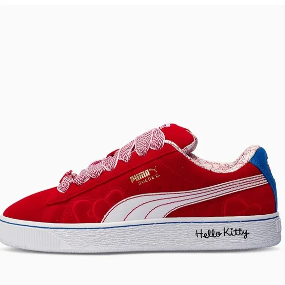 PUMA x HELLO KITTY® AND FRIENDS Suede XL Red Bow shoes women’s sizing new in box