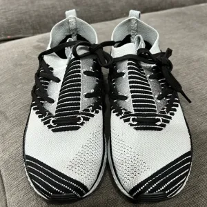 Puma Youth Sneakers