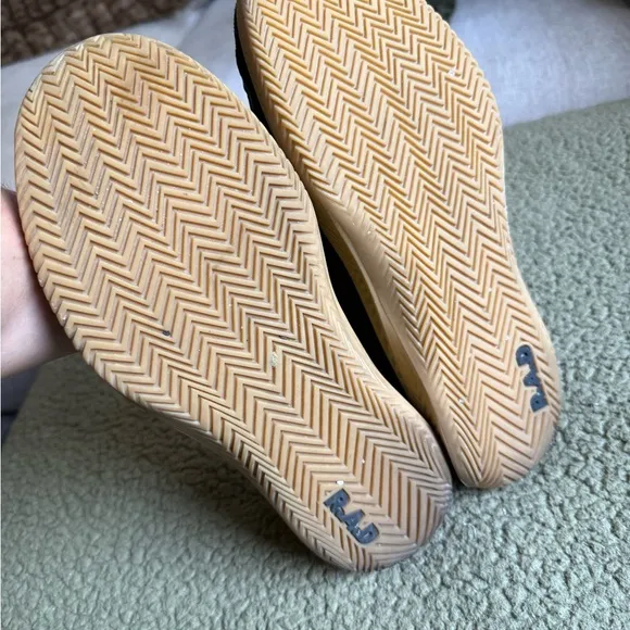 R.A.D one training shoes