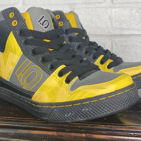 RARE 2012 Adidas Five Ten Lineking Mid Mountain Bike Shoes Sunset Yellow