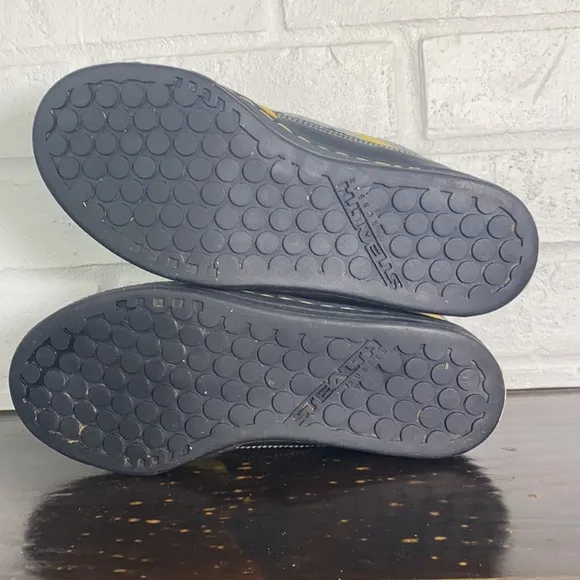 RARE 2012 Adidas Five Ten Lineking Mid Mountain Bike Shoes Sunset Yellow