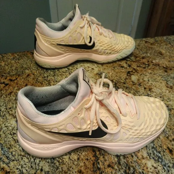 RARE Women's Nike Air Zoom Cage 3 HC Tennis Shoes 918199 801 US 6.5