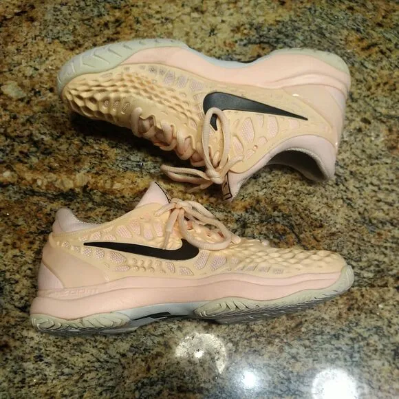 RARE Women's Nike Air Zoom Cage 3 HC Tennis Shoes 918199 801 US 6.5