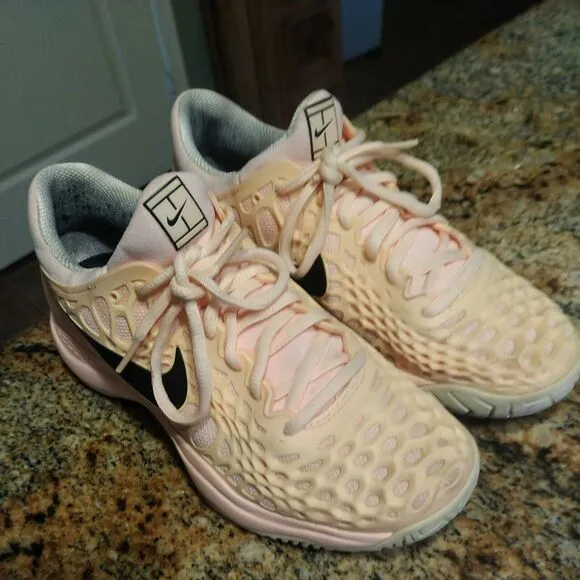 RARE Women's Nike Air Zoom Cage 3 HC Tennis Shoes 918199 801 US 6.5
