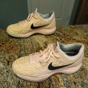RARE Women's Nike Air Zoom Cage 3 HC Tennis Shoes 918199 801 US 6.5