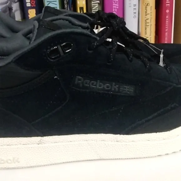 REEBOK BLACK SUEDE CLUB C MID II TENNIS SHOES SNEAKERS SIZE 5.5 NWT