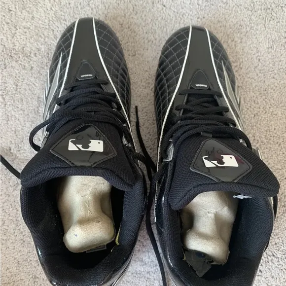 Reebok NWT Baseball Cleats Shoes Mens Black Size 12 Hardlink