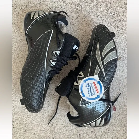 Reebok NWT Baseball Cleats Shoes Mens Black Size 12 Hardlink