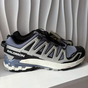 Salomon XA Pro 3D V9 GORE-TEX Flint Stone Ghost Grey Mens 10 Outdoor Shoes NWT