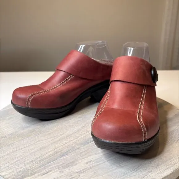 Sanita Nikita Women's Burgundy‎ Leather Slip On Comfort Clogs US Size 9