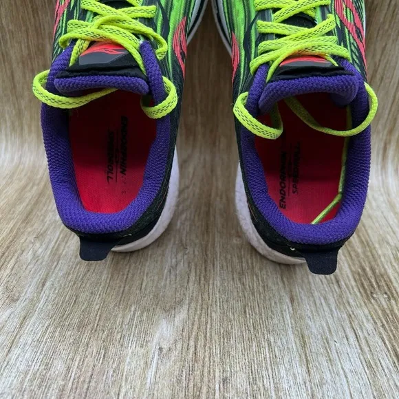 Saucony Endorphin Speed 2 Women's Size 6.5 Green Running Sneaker Shoes S10688-65