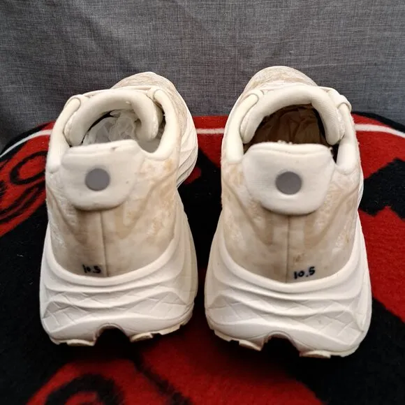 Size 10.5 Salomon Aero Glide 2 Vanilla/White Road Running Shoe Sneaker Women's