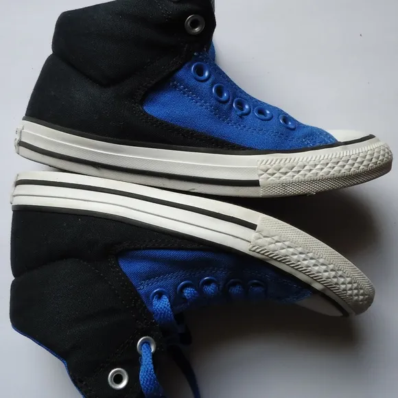 SIZE 2. Converse high top sneakers shoes.