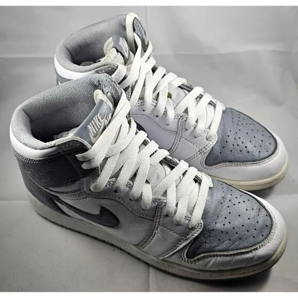 Size 6y - Jordan 1 Retro High OG Stealth