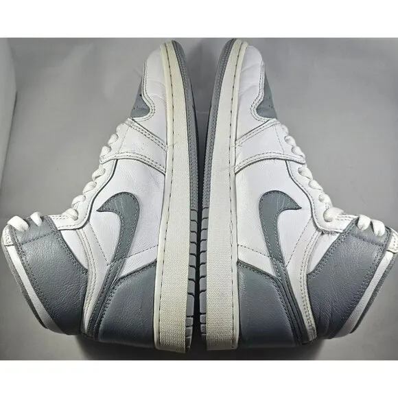 Size 6y - Jordan 1 Retro High OG Stealth