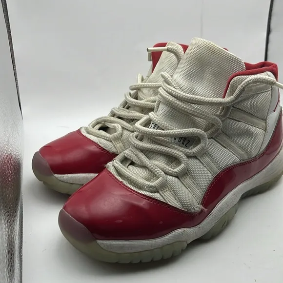 Size 7Y - Nike Air Jordan 11 Retro GS Cherry boys Shoes - 378038 116