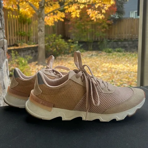 Sorel Blush Kinetic Rush Lite Tennis Shoes