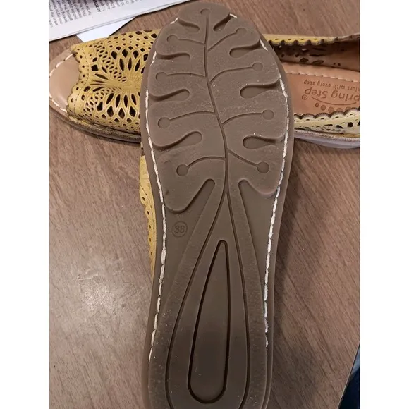 Spring Step Brandal 38/7.5 Slip-On Women 9 Yellow Leather Open Toe Comfort Shoes