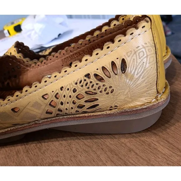 Spring Step Brandal 38/7.5 Slip-On Women 9 Yellow Leather Open Toe Comfort Shoes