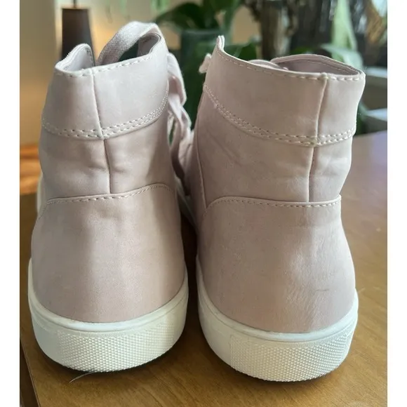 Steve madden theo high top sneakers pink Size 10 Men/women