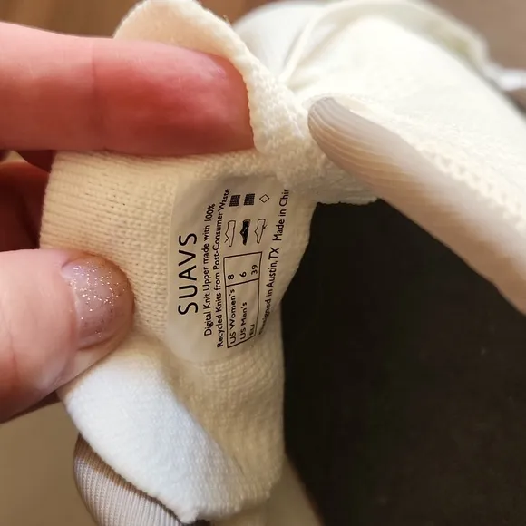 SUAVs Tennis Shoes