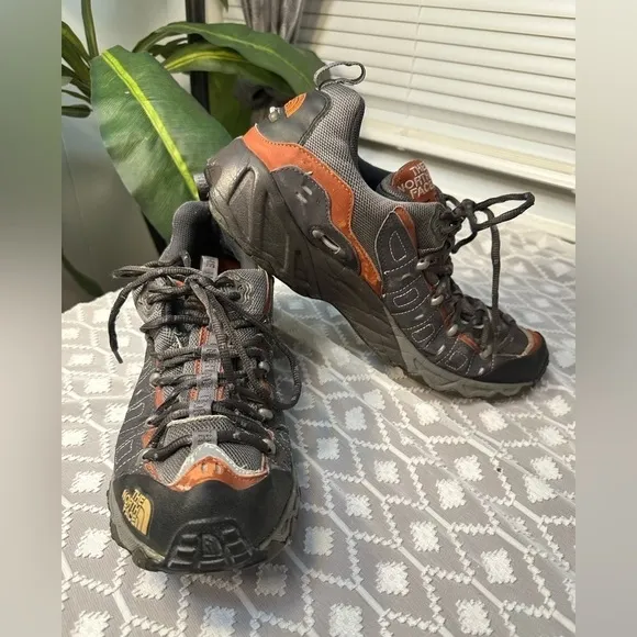 The North Face Gore Tex Men’s Tennis Shoes Size 11