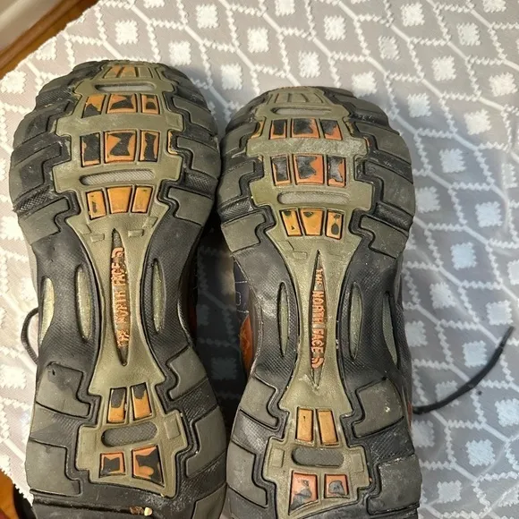 The North Face Gore Tex Men’s Tennis Shoes Size 11