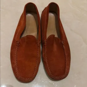 Tods Men's Brown Suede Loafers size 8