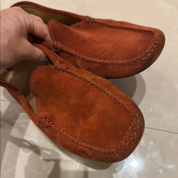 Tods Men's Brown Suede Loafers size 8
