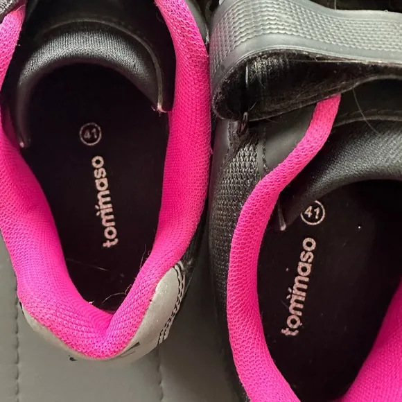 Tommaso Black &amp; Pink Spin Shoes with attached Cleats