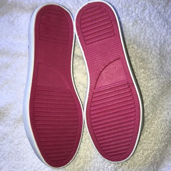 Tommy Bahama tennis shoes NWOT