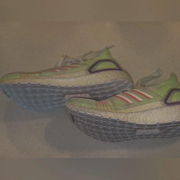 Toy Story Adidas Buzz Lightyear size 3.5