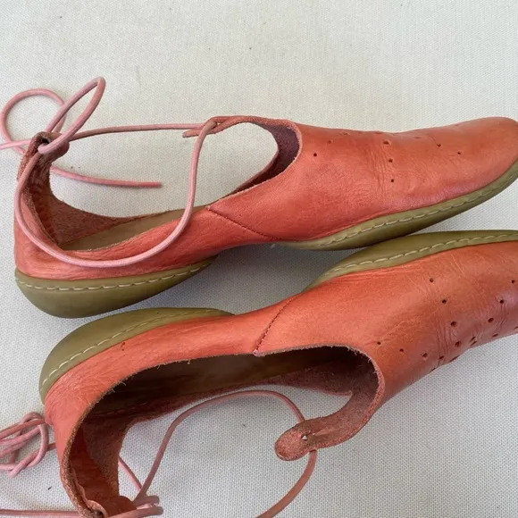 Trippen Leather Women's Orange Salmon  lace up Flat Sandals Shoes Size 38  7