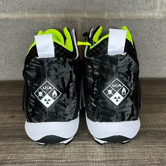 Under Armour 3025085 Men's UA Highlight Hammer MC Football Cleats Shoes Size‎ 13