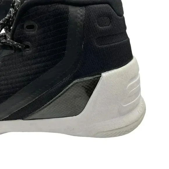 Under Armour Men 13 Steph Curry 3 Cyber Monday Basketball Shoe High Top Sneakers
