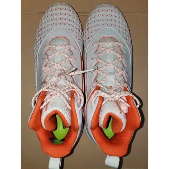 Under Armour Men's Hammer MC Football Cleats Size 10.5 White-Orange 3022836-117