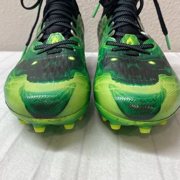Under Armour Men's Spotlight Lux MC Le Mid Football Cleats - Black &amp; Green -SZ11