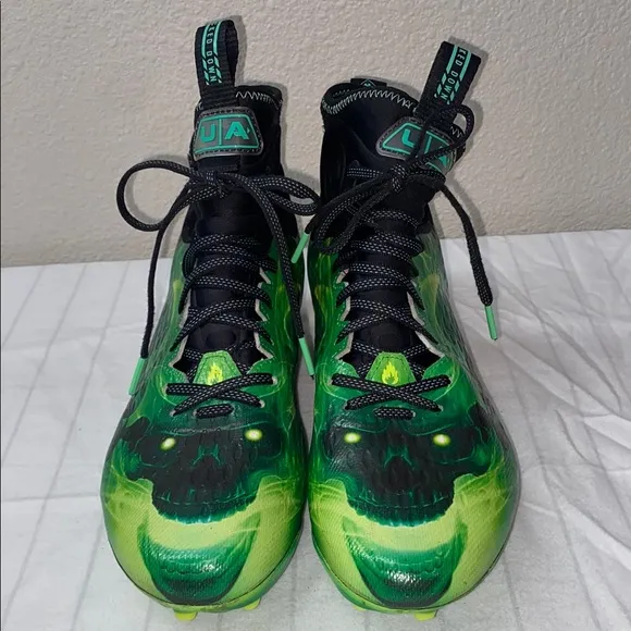 Under Armour Men's Spotlight Lux MC Le Mid Football Cleats - Black &amp; Green -SZ11
